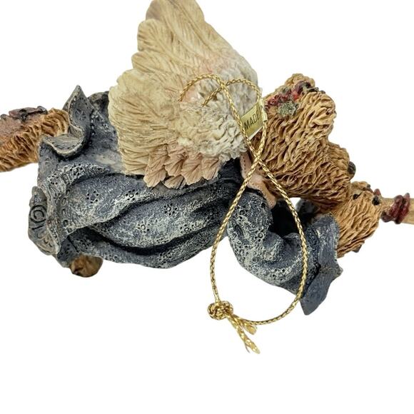 Vintage Boyd’s Bear Angel Flying Ornament Blue Dress Christmas Ceramic - Picture 3 of 5